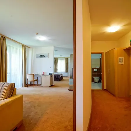 Hotel Legend Dunajská Streda Zewnętrze zdjęcie