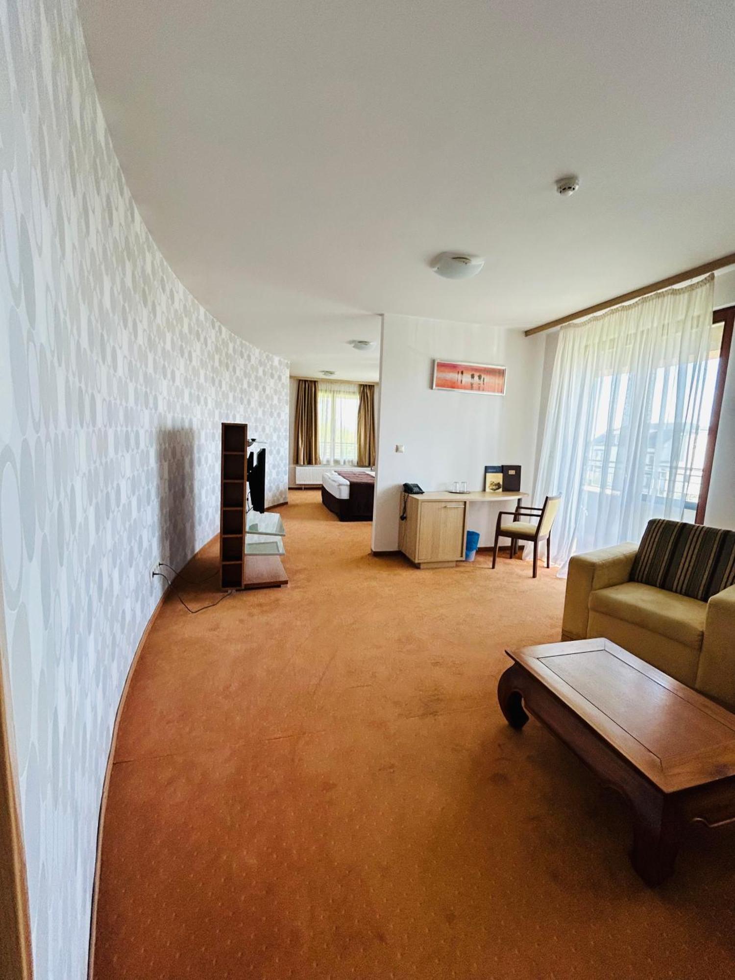 Legend Hotel